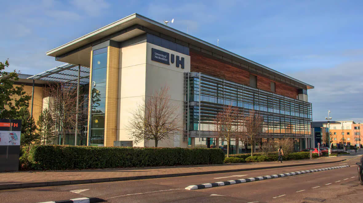 Hertfordshire-Building